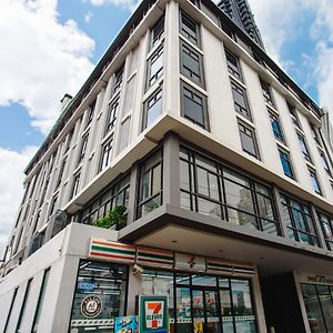 Sam E Hotel Bangkok Sathorn